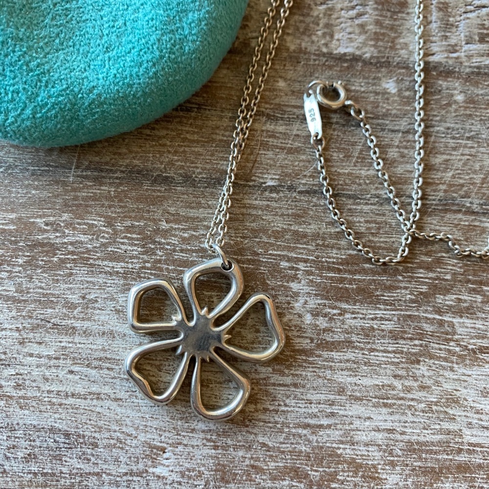 Tiffany & Co. Vintage Flower Pendant Necklace